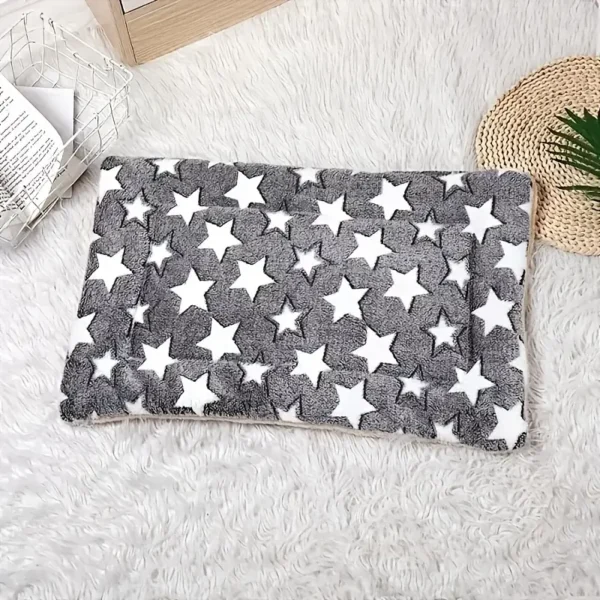 Dog Crate Bedding - Grey Stars